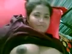 My fat Indian aunt wants me to utilize her for livecam sex.